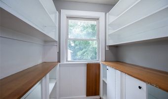 888 Harrison Ave, Akron, OH 44314