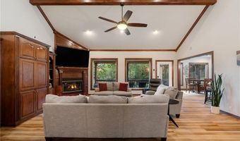 3525 Golf Course Dr, Alma, AR 72921