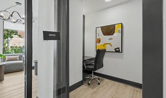 701 N HENRY St 213, Alexandria, VA 22314