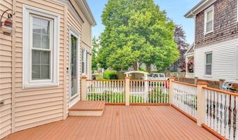 1 Slocum St, Newport, RI 02840