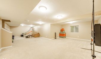 5825 Somerset Blvd E, Bargersville, IN 46106