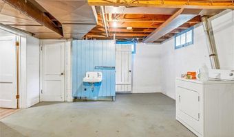 1027 Cedar Ave, Albert Lea, MN 56007