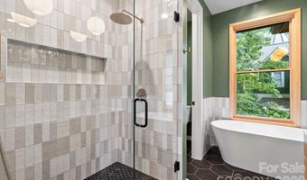 31 Grindstaff Dr, Asheville, NC 28803