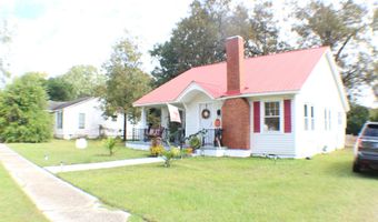 906 Fair St, Camden, SC 29020