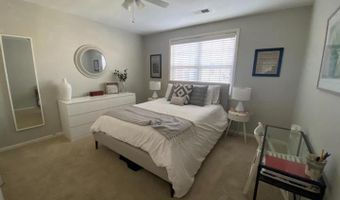 2509- D S WALTER REED Dr D, Arlington, VA 22206