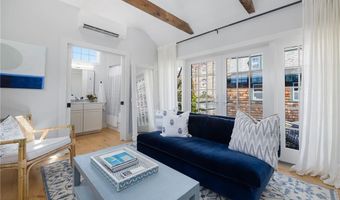 27 William St, Newport, RI 02840