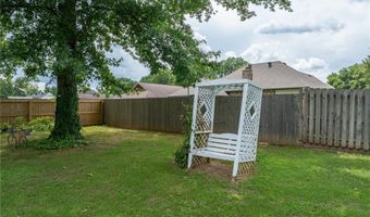 2105 Brookhaven Dr, Alma, AR 72921