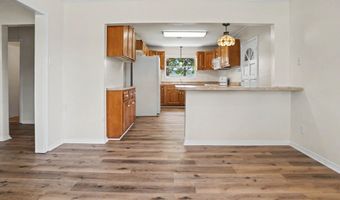 805 Bouslog St, Bay St. Louis, MS 39520