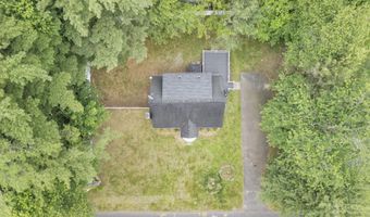 17 Brookdale Ave, Bloomfield, CT 06002