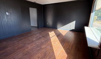 218 E Rose St, Carlsbad, NM 88220