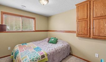 205 W Hackberry St, Brandon, SD 57005