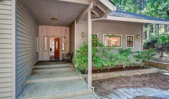 923 Bear Run Way, Arnold, CA 95223