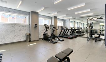 635 SLATERS Ln G-01, Alexandria, VA 22314