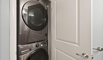 1021 N GARFIELD St 517, Arlington, VA 22201