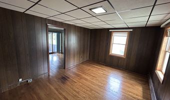306 Divinity St, Bristol, CT 06010