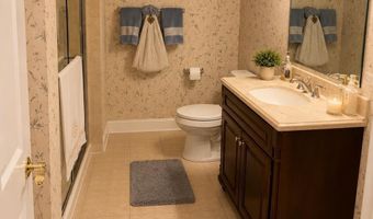 52 Faith Ln 52, Danbury, CT 06810