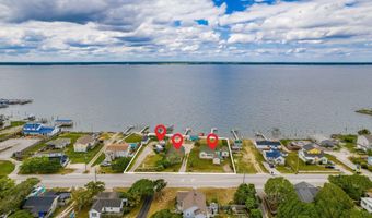 1086 Salter Path Rd, Salter Path, NC 28512
