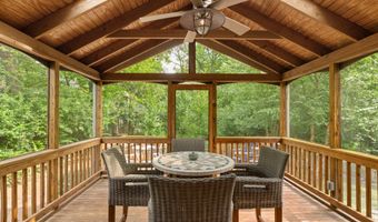 217 N EMERSON St, Arlington, VA 22203