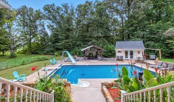 330 Flint Hl, Aragon, GA 30104