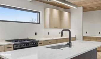 2301 Songbird Ct, Cody, WY 82414