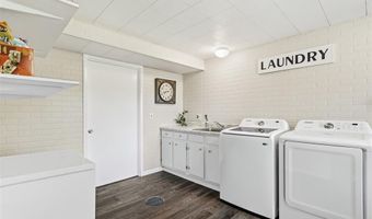 1513 Ploma Dr, Ballwin, MO 63021