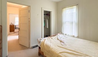 141 Burleson Dr, Bakersville, NC 28705