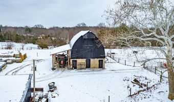 976 Vinegar Hill Rd, Bedford, IN 47421