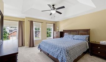 305 Oak Top Ct, Ballwin, MO 63021