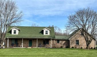 18555 Days Way Ln, Aurora, IN 47001