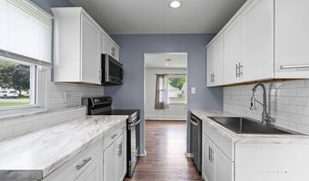 8 Mayhall St, Albany, NY 12205