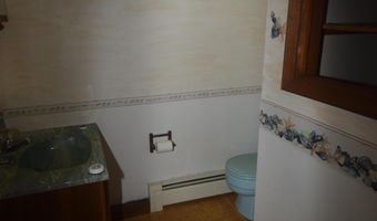 17 N Main St, Anson, ME 04958