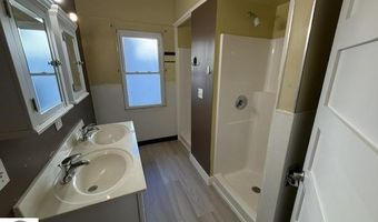 707 W Center St, Alma, MI 48801