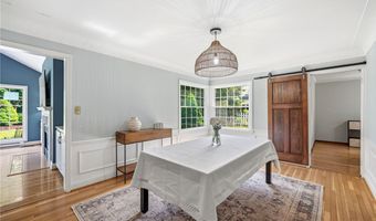 195 Shawnee Trl, Aurora, OH 44202