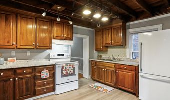 40 N MAIN St, Boonsboro, MD 21713