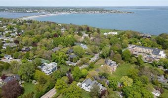 97 Narragansett Ave C3, Newport, RI 02840