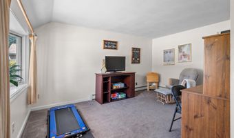 14 Plummer Rd, Bedford, NH 03110