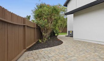 2610 Chestnut Ave, Carlsbad, CA 92010