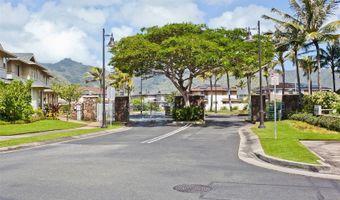 520 Lunalilo Home Rd 7211, Honolulu, HI 96825
