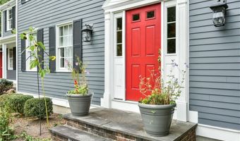 105 Watch Hl, East Greenwich, RI 02818