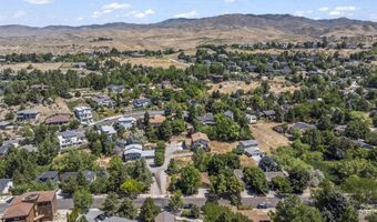2236 E Roanoke Dr, Boise, ID 83712