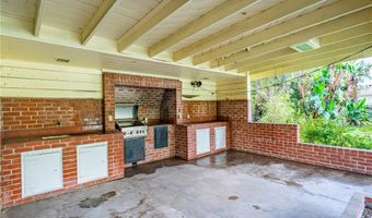 1210 Rodeo Rd, Arcadia, CA 91006