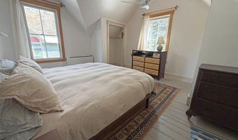 81 Chapin St, Brattleboro, VT 05301