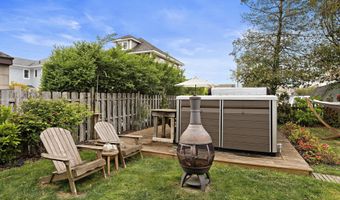 210 N BEACH Ave, Beach Haven, NJ 08008