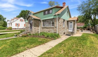 34 Intervale Rd, Cranston, RI 02910