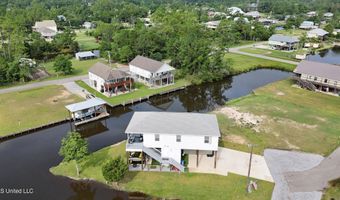 4039 Bonita St, Bay St. Louis, MS 39520