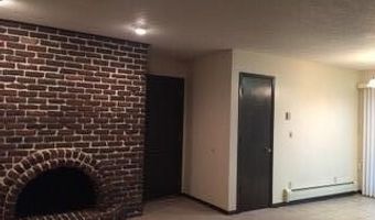 4716 Hutchison St, Ames, IA 50014