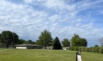 105 S Pointe Ln, Clarion, IA 50525