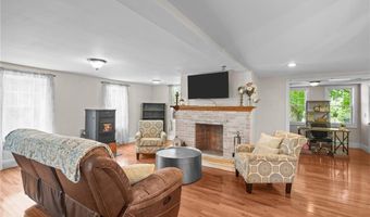 1345 Tarkiln Rd, Burrillville, RI 02830