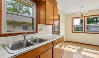 3803 Ontario St, Ames, IA 50014