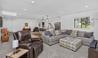 1304 NE 53rd Ct, Ankeny, IA 50021